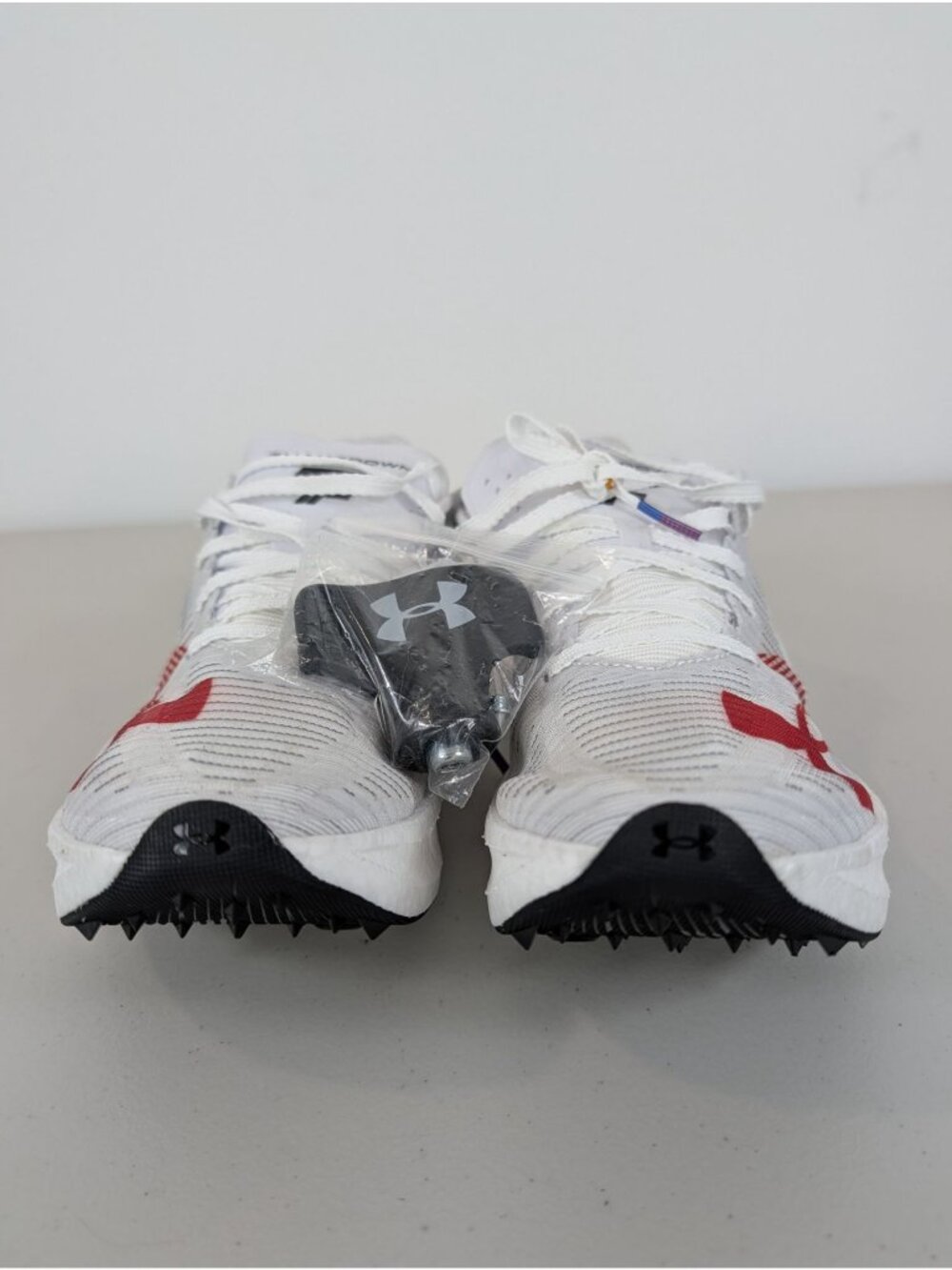 Under Armour UA shakedown Elite 3 unisex track spikes size 7M 8.5W